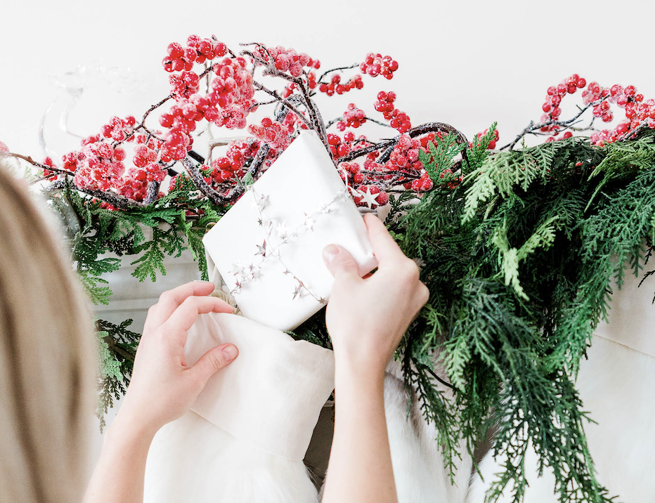 year-end-holiday-2025